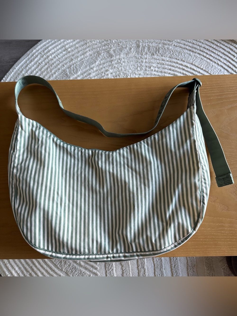 NWT Baggu Large Nylon Crescent Bag
